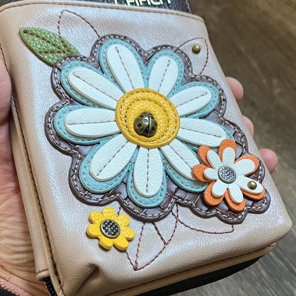 Chala Daisy Crossbody Cell Phone Case Wallet - Picture 5 of 16